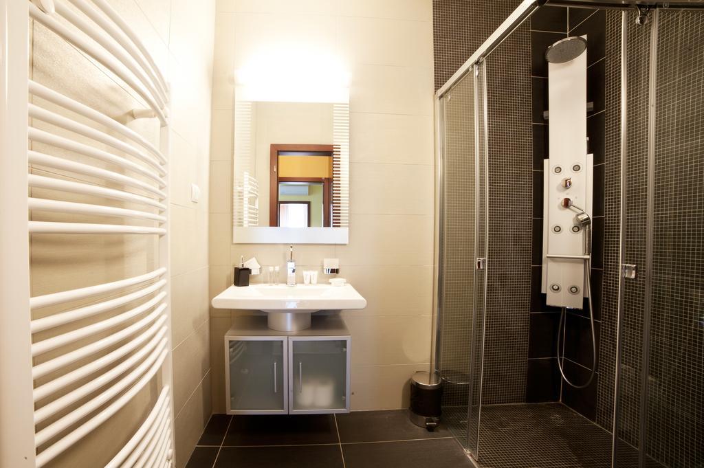 Hotel Impozant Valča Εξωτερικό φωτογραφία