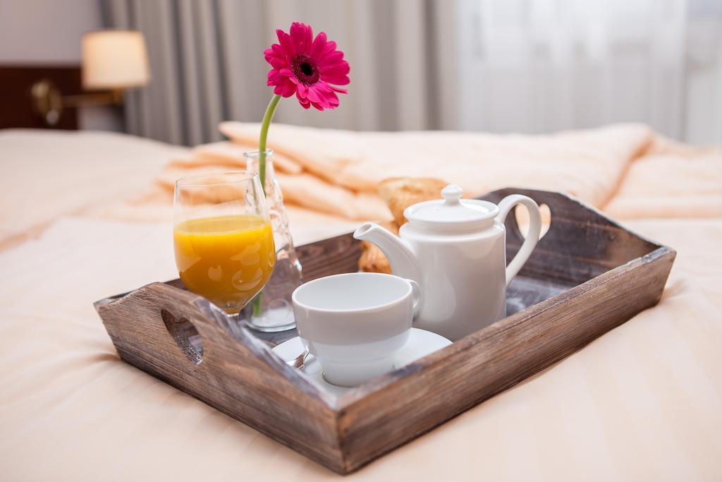 Hotel Impozant Valča Εξωτερικό φωτογραφία